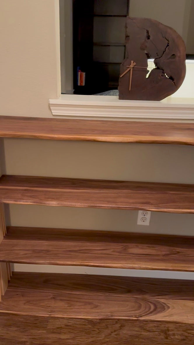 "Aspen" - Bookshelf