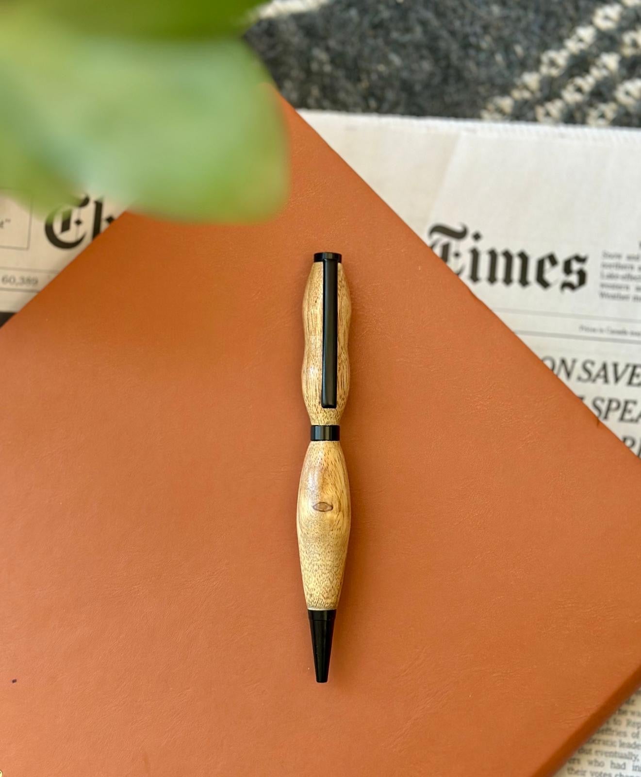"Lark" - Wooden Pen